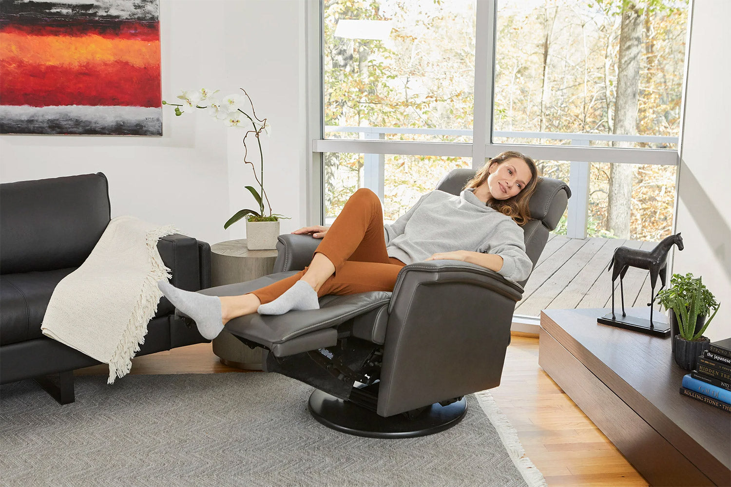 Rome Ivory Recliner w/ Contrast Stitch | Fjords - Canal Furniture