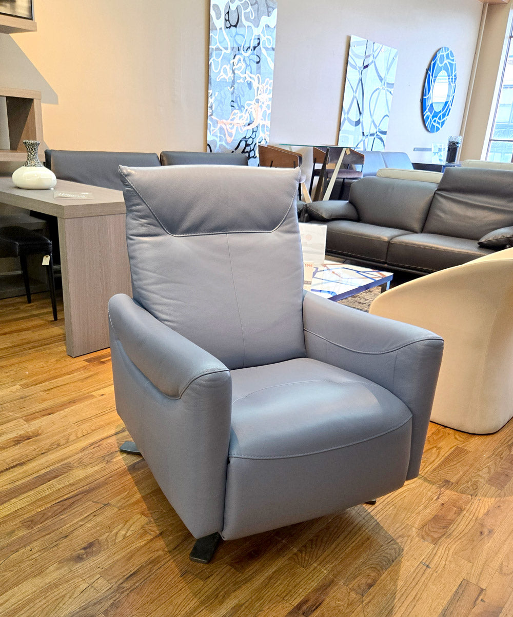 J and M Furniture Chair Reiwa Reclining Chair | Open Box