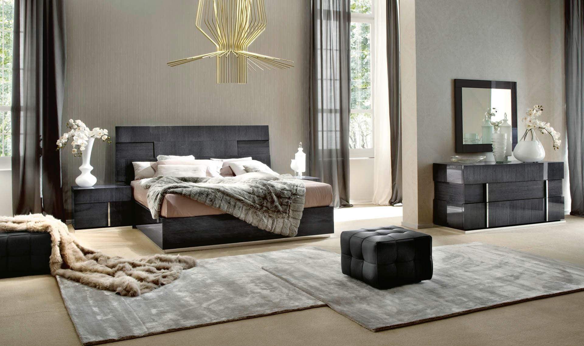 http://nyfurniture.com/cdn/shop/products/alf-italia-bedroom-sets-montecarlo-bedroom-collection-30922432544924_6b5f511b-79e0-4aa7-ae57-2e12e6f91042.jpg?v=1696612099