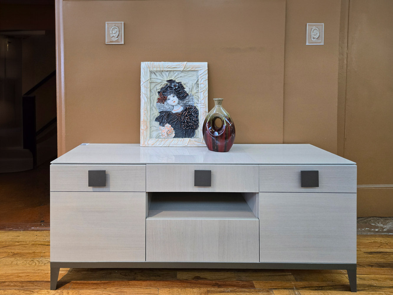 Alf Italia TV Stand & Entertainment Centers Mont Blanc TV Base | Open Box