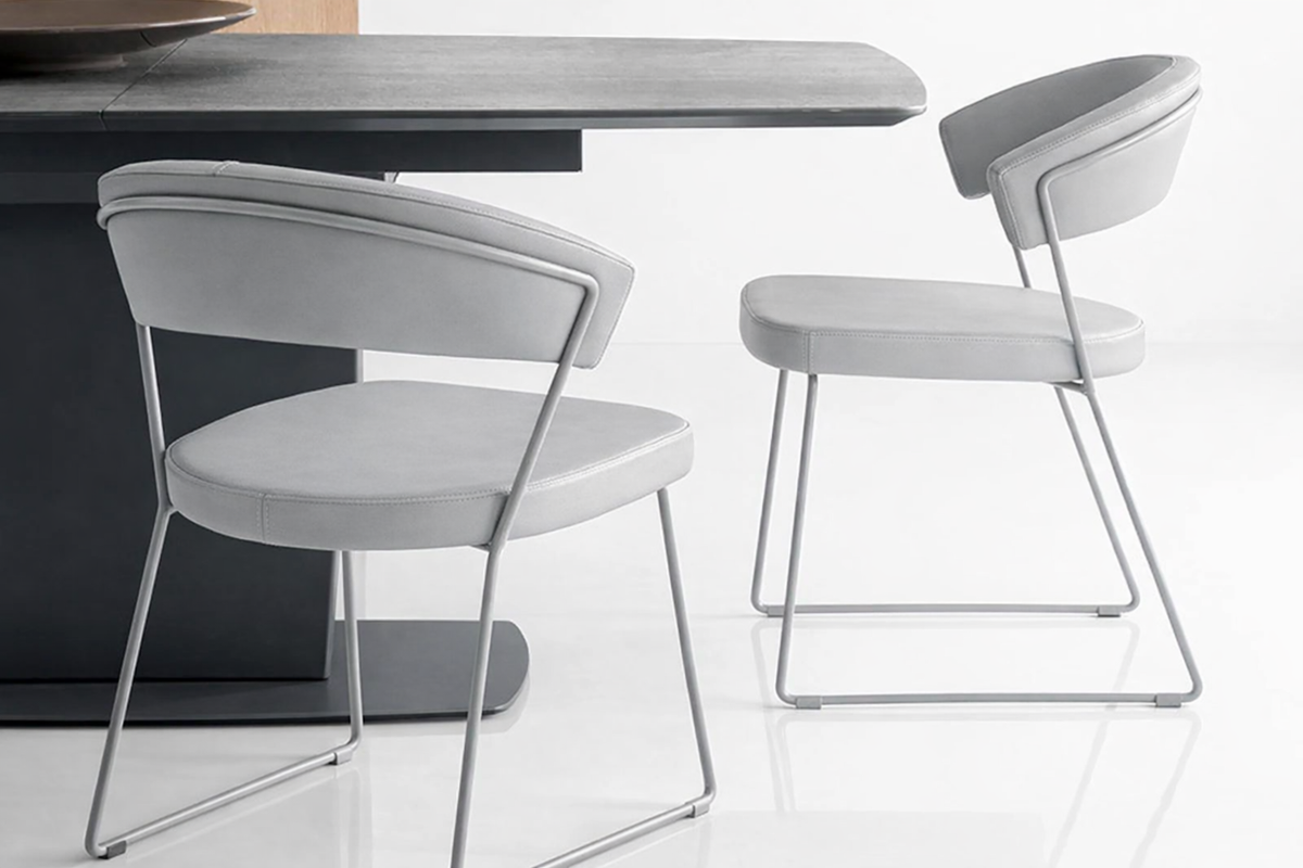 New York Armless Dining Chair in Light Grey | Connubia
