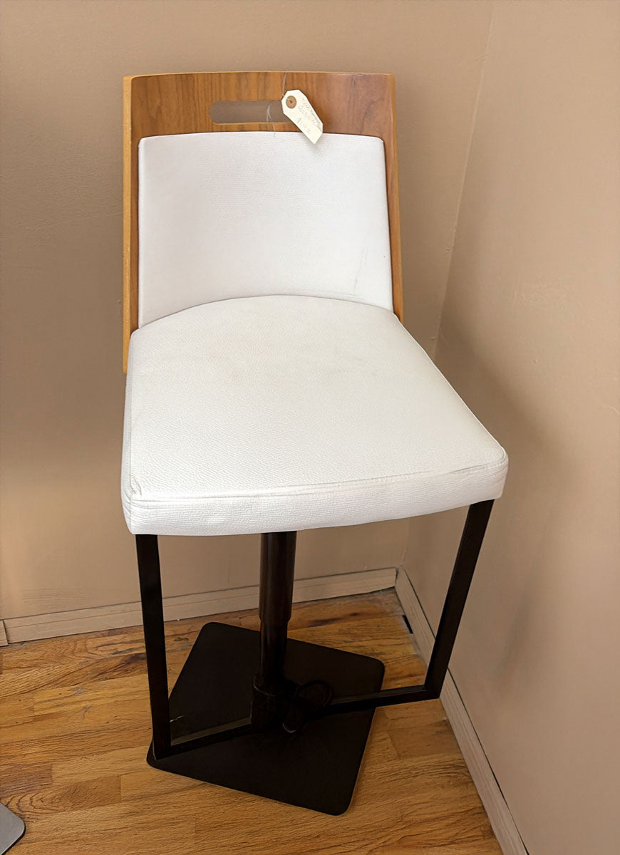 Elite Modern Barstool Tyler Barstool 4012B | Floor Model