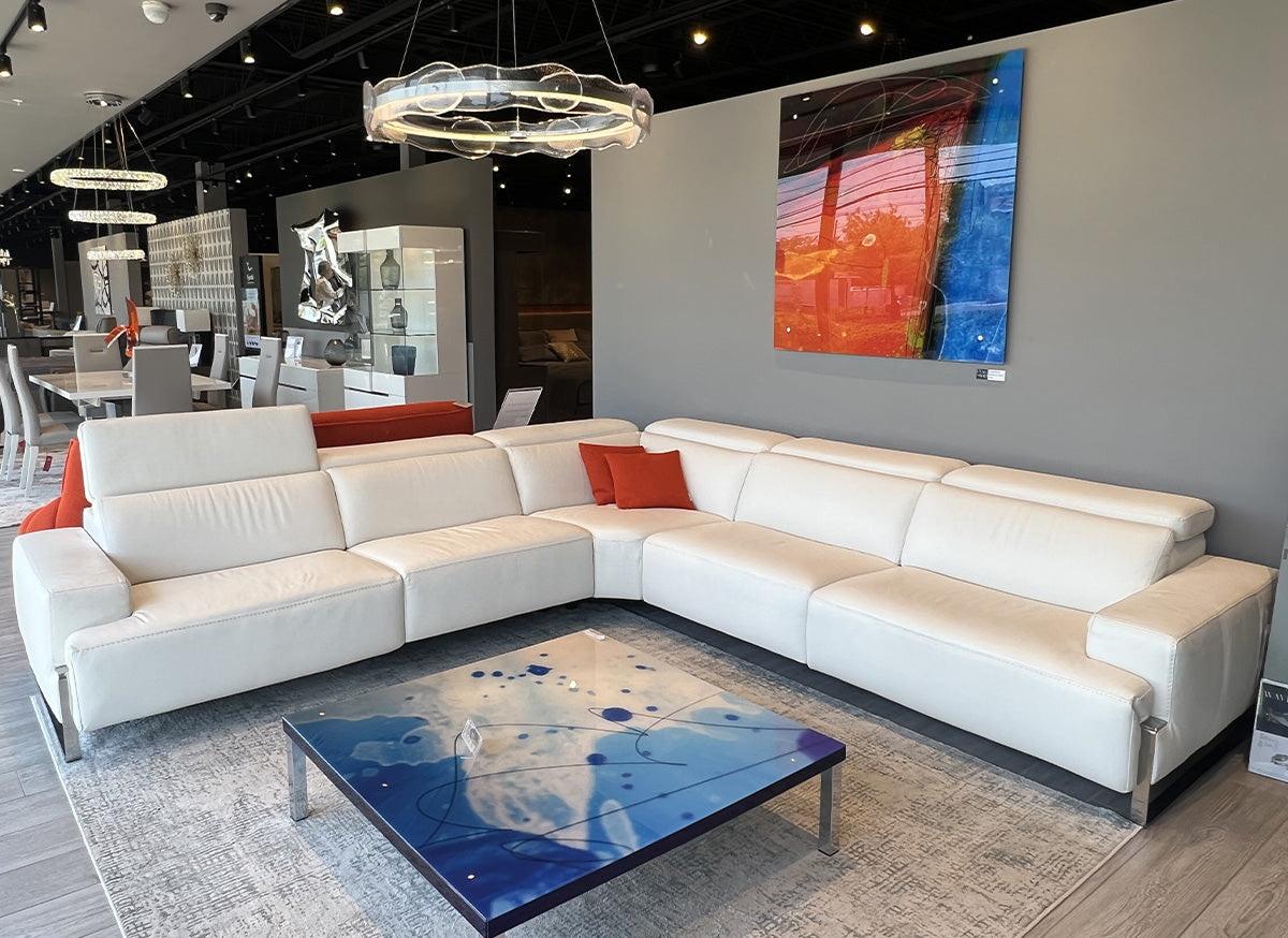 Incanto Italian Attitude Couches & Sofa i768 Reclining Sectional Sofa in White | Incanto