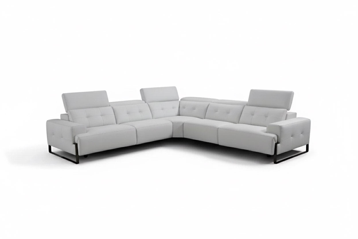 Incanto Italian Attitude Couches & Sofa i772 Reclining Sectional Sofa in White | Incanto