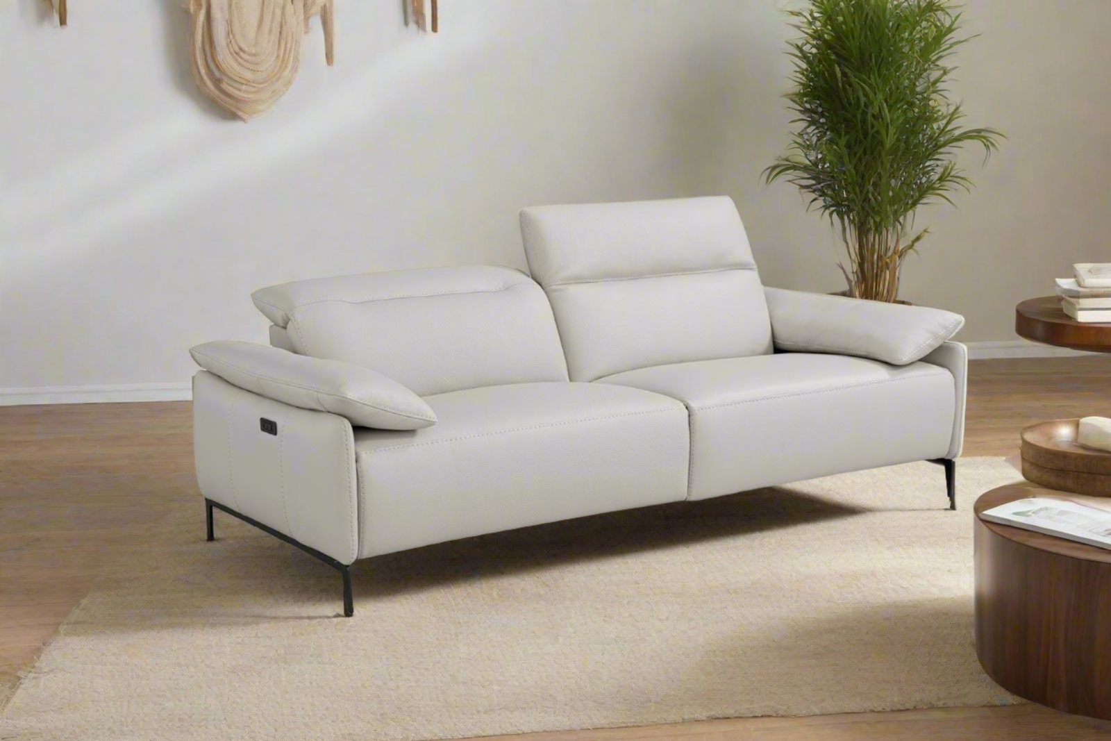 Incanto Italian Attitude Loveseat Brignac i845 Leather Loveseat | Incanto