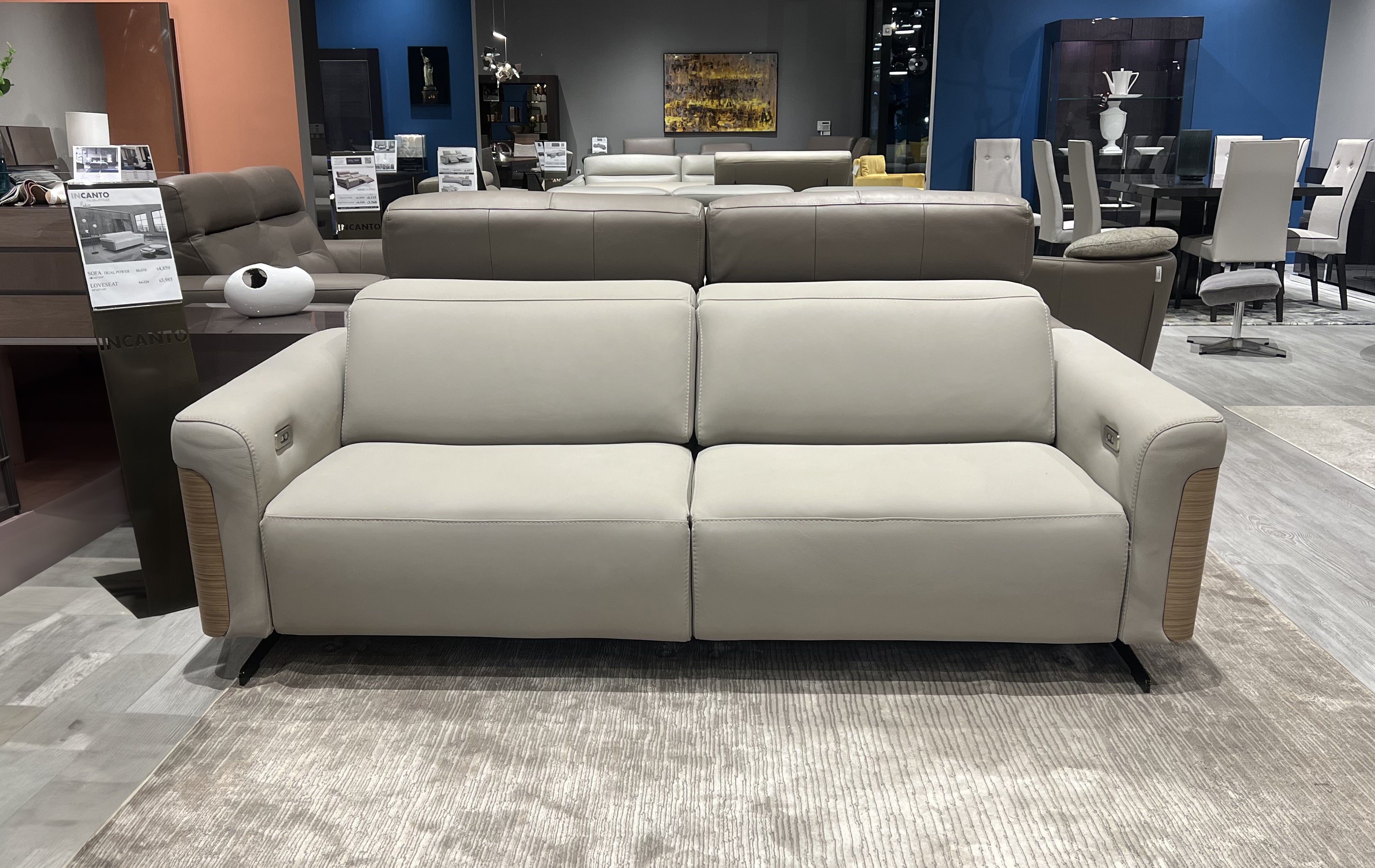 Incanto Italian Attitude Loveseat i803 Leather Loveseat | Incanto