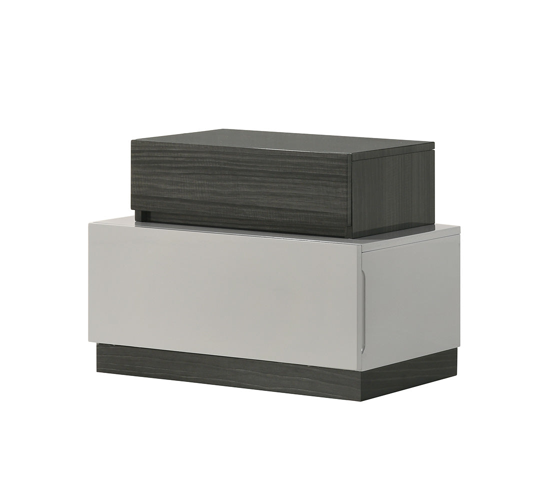 J and M Furniture Bedroom Sets Cube Modern Bed | J&M Furniture