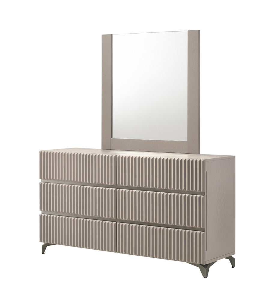 J and M Furniture Dresser Grace Dresser & Mirror