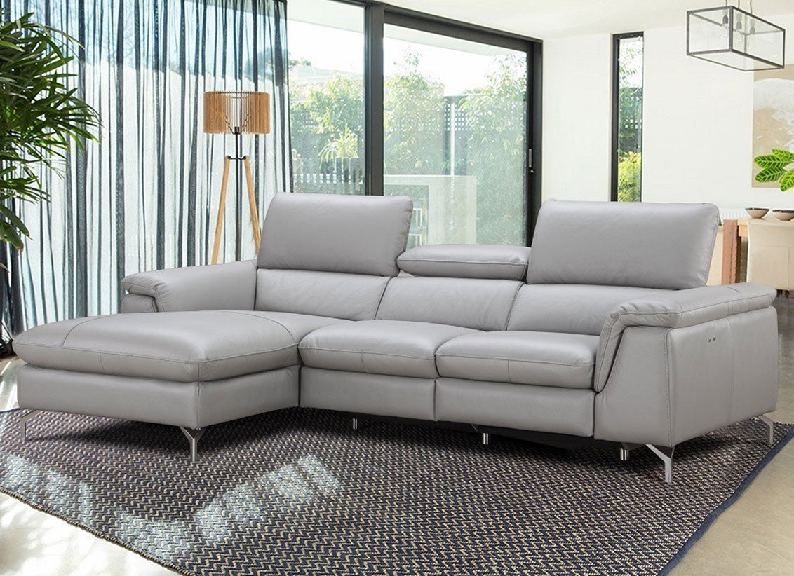 Serena Leather Sectional | J&M Furniture