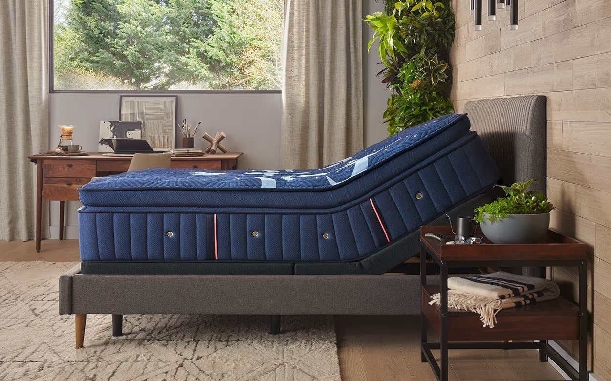 Stearns and Foster Mattress Lux Estate Firm Pillow Top | Stearns & Foster