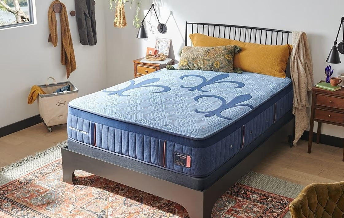 Stearns and Foster Mattress Lux Hybrid Elite Medium | Stearns & Foster