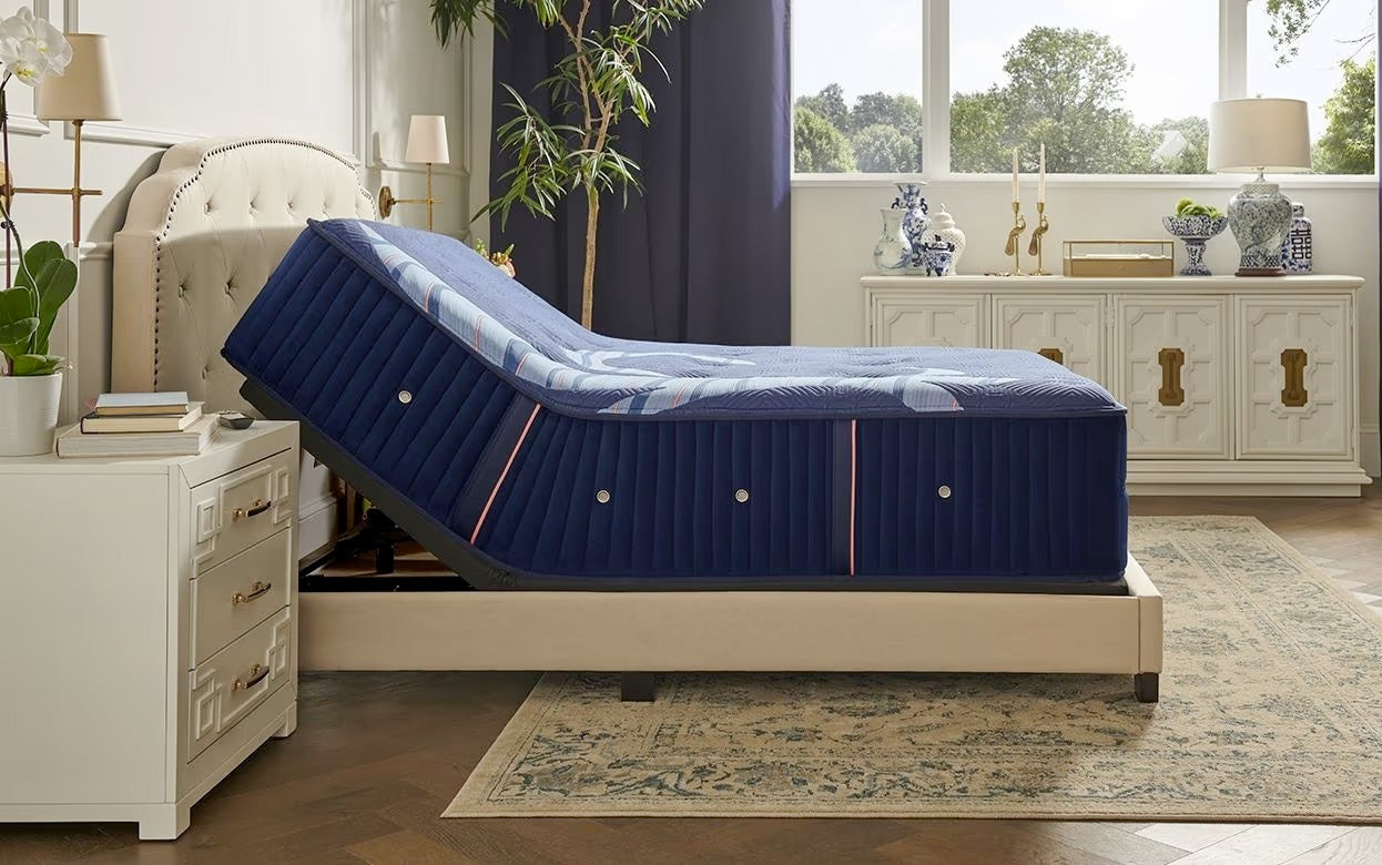 Stearns and Foster Mattress Reserve Medium Tight Top | Stearns & Foster