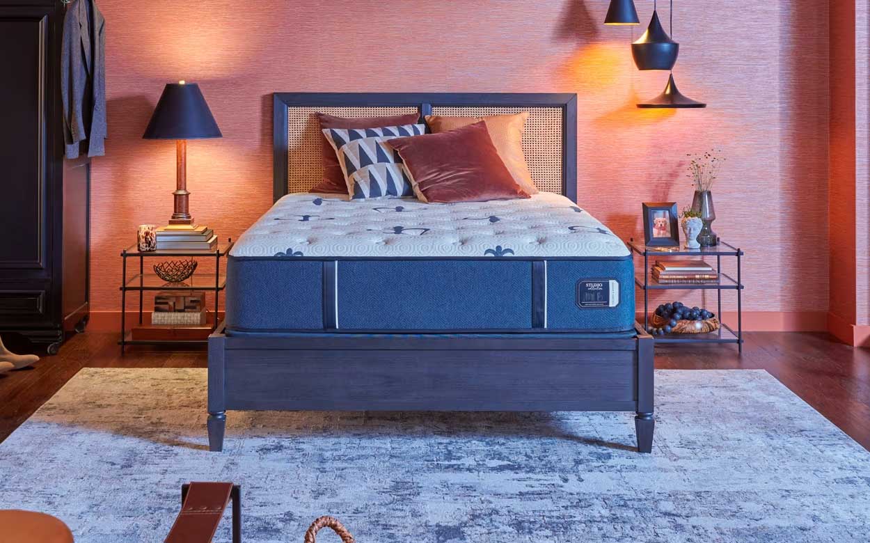 Stearns and Foster Mattress Studio Medium Tight Top | Stearns & Foster
