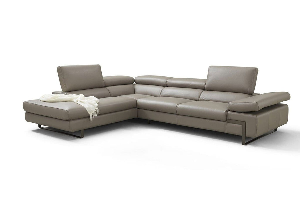 i716 Sectional Sofa in Taupe Incanto – Canal Furniture