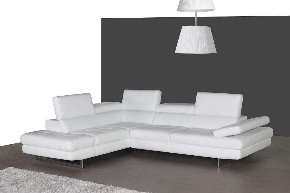 J and M Furniture Couches & Sofa A761 Sectional in Snow White | J&M Furniture