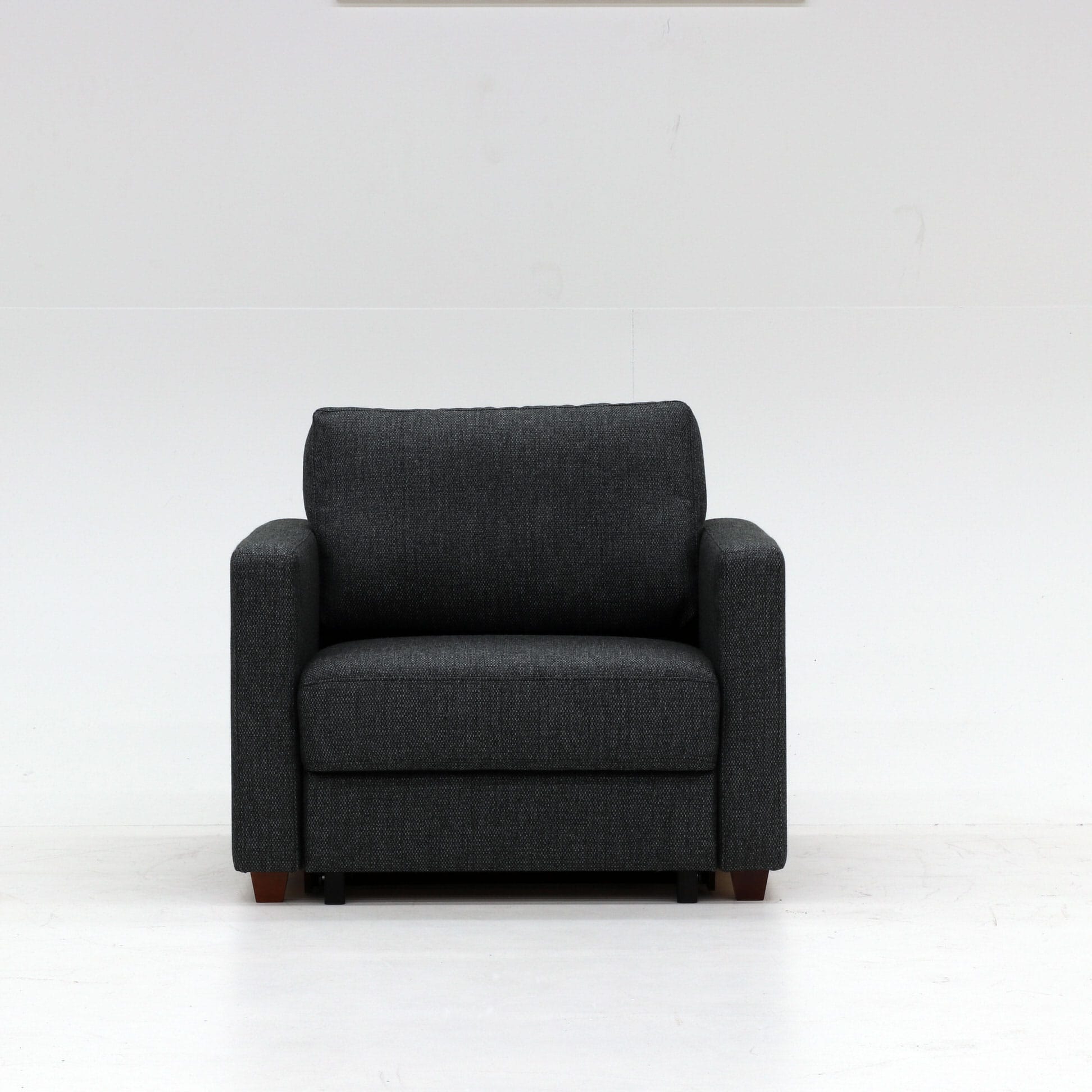 Luonto Couches & Sofa Fun 481 Fantasy Sleeper Chair (Cot Size) | Luonto
